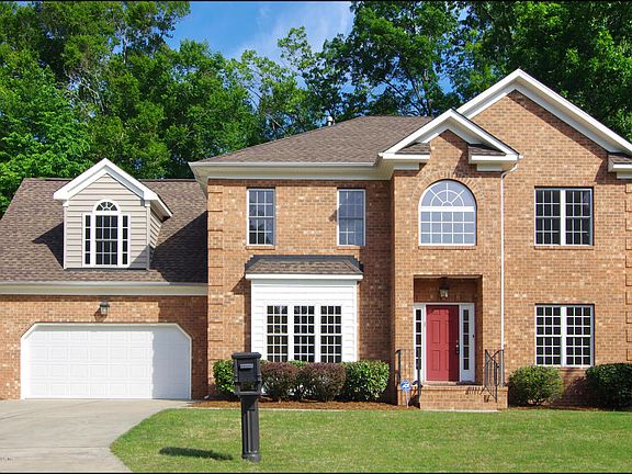 2nd image of 118 Lake Pointe Dr