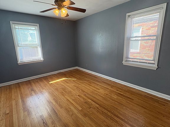 3rd image of 8352 Archer Ave