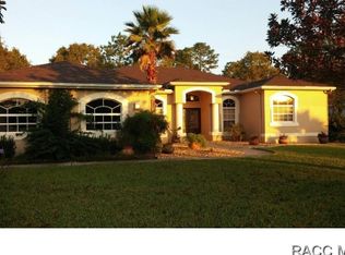 2 Cyclamen Ct W, Homosassa, FL 34446