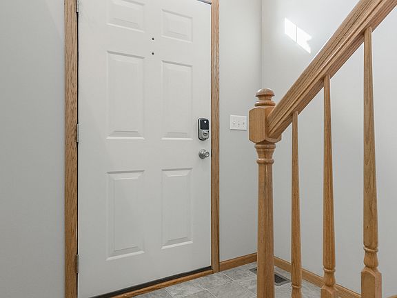 4th image of 1647 Crossings Blvd