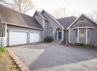 800 Foxhead Shores Dr, Linn Creek, MO 65052