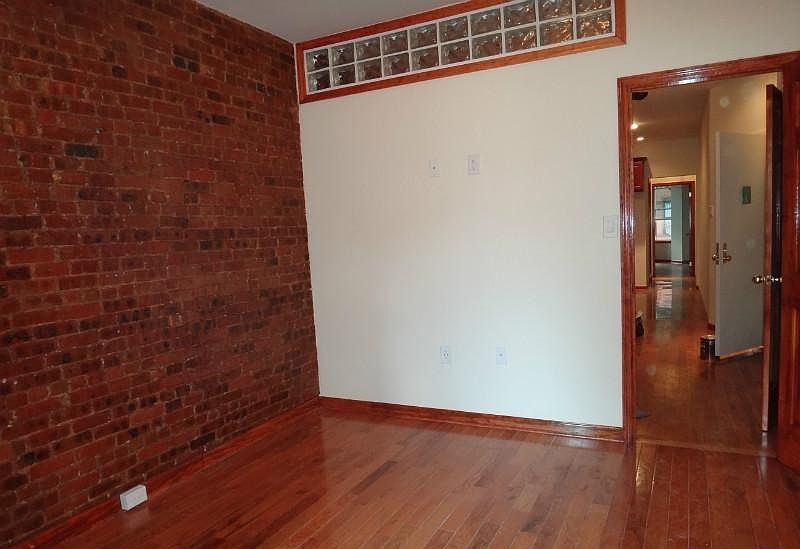1st image of 402 5th Ave