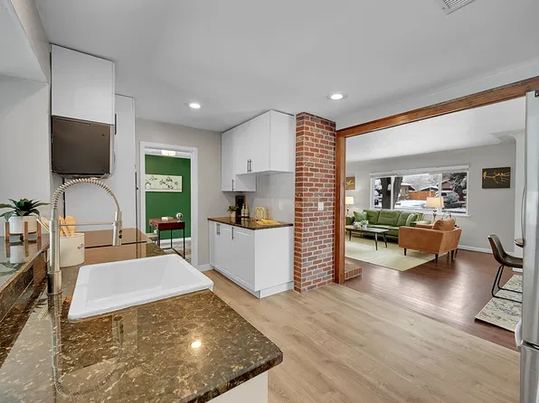 80 Zephyr St, Lakewood, CO 80226