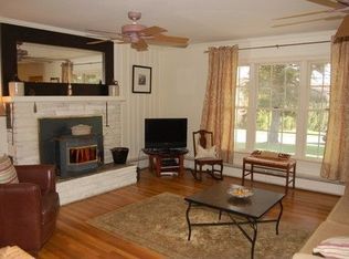 4 Melody Ln, Warwick, NY 10990