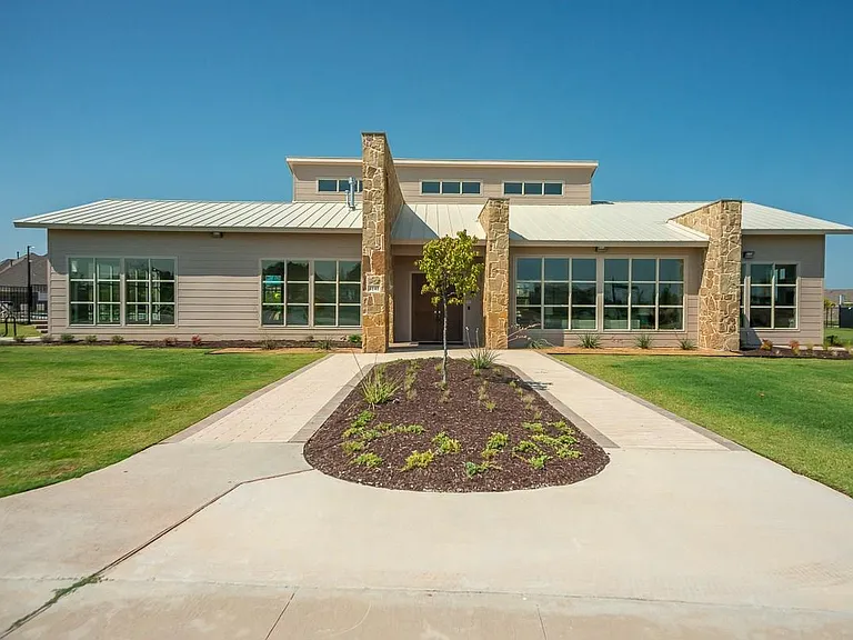 4001 Smokey Hill Ct — Photo 14
