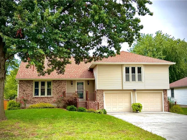 404 W 34th St, Higginsville, MO 64037