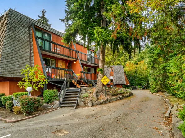 10755 Burke Ave N, Seattle, WA 98133