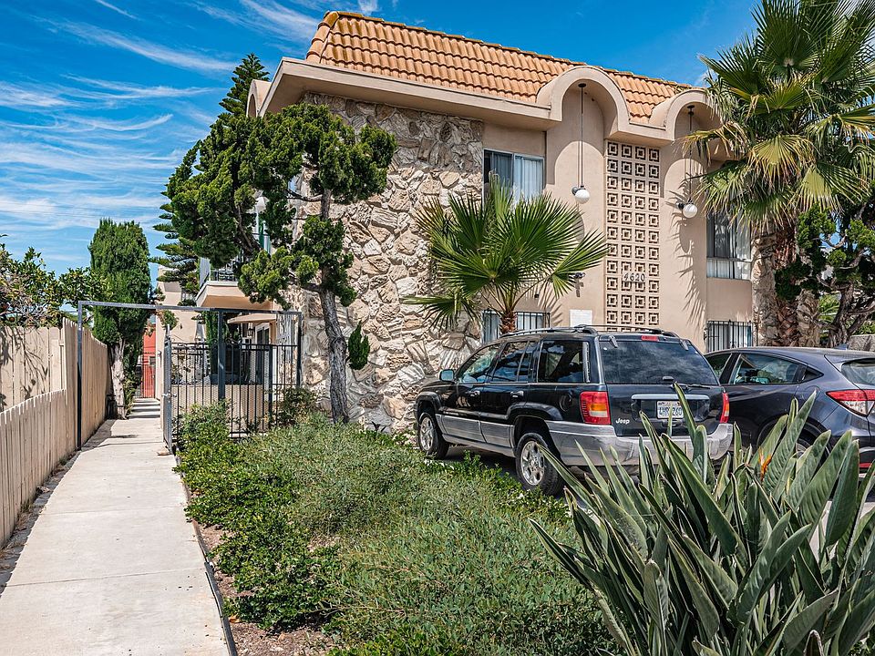North Park Apartment Complex with Parking 4620 Hawley Blvd San Diego