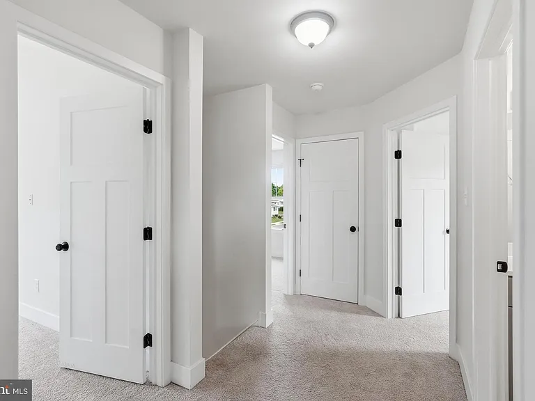 1306 Washington Ave — Photo 15