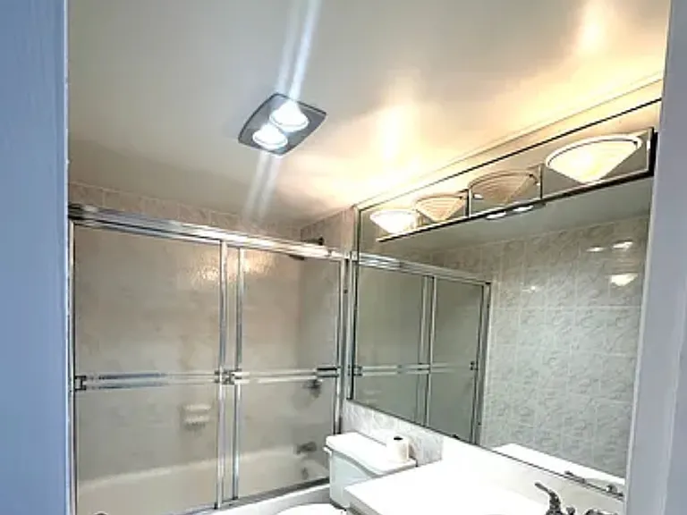 4675 W 18th Ct #801 — Photo 11
