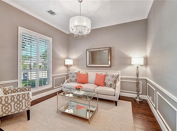 5th image of 4608 Newcastle Dr