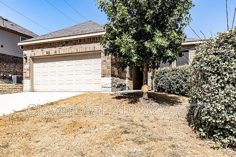 3 bed, 2.0 bath, 1641 sqft, $2,097 — Photo 3