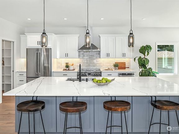 2nd image of 7514 20th Avenue NE #A