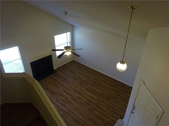 5th image of 1908 Lantana Dr