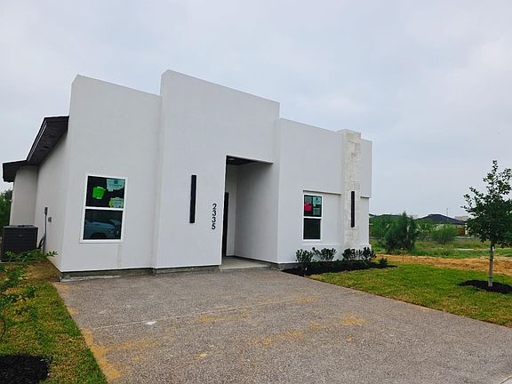 2nd image of 2335 Mango Rd