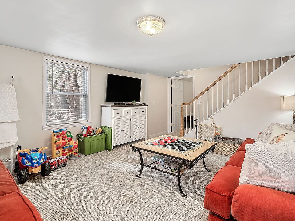 28th image of this home