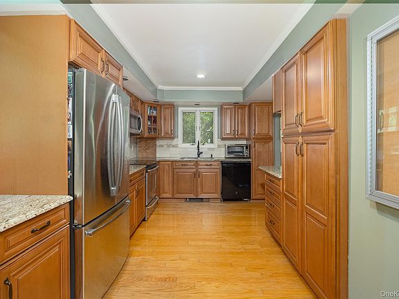 3rd image of 185 White Pond Road