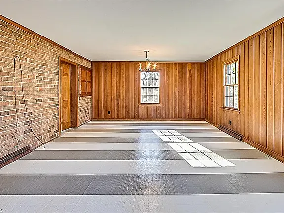 1402 Roanoke Dr — Photo 19