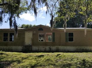 5581 SE 65th St, Center Hill, FL 33514