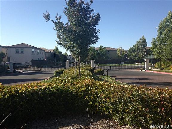 4th image of 5229 Vesta Cir