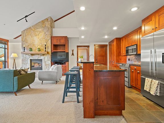 4th image of 2202 Gondola Way #402