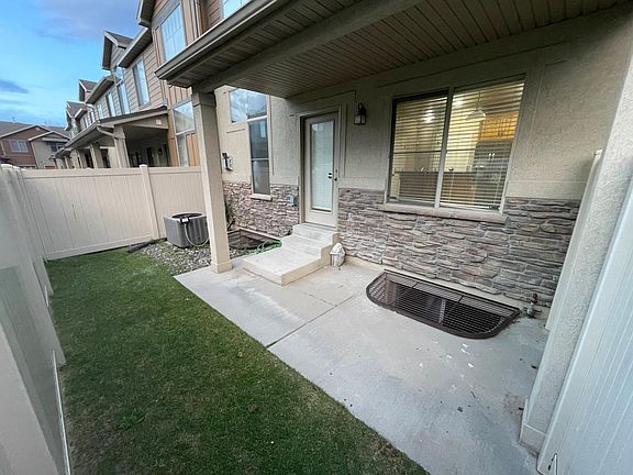 4th image of 10428 S Sage Luigi Ct