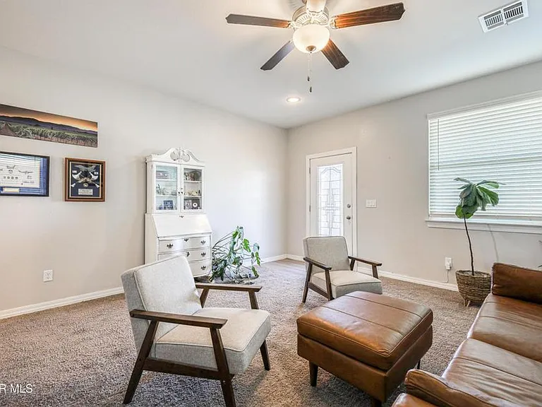 4812 Marisabel Azcarate St — Photo 4