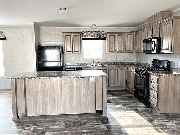 5th image of 6566 Stratford Dr
