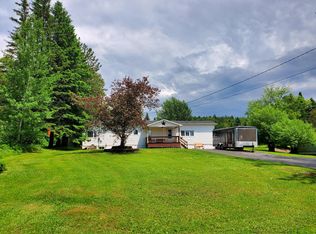 15 S Maple St, Fort Kent, ME 04743