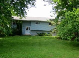 W6258 Everglade Rd, Greenville, WI 54942