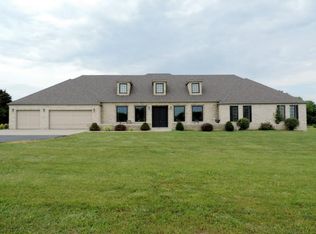 2251 S Farm Road 111, Springfield, MO 65802