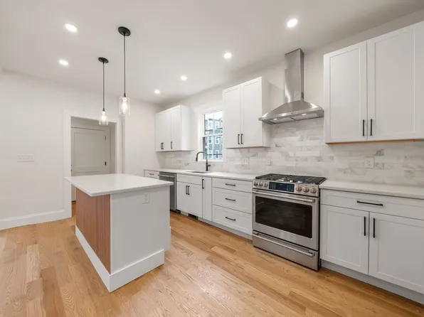 81 Gilman St, Somerville, MA 02145