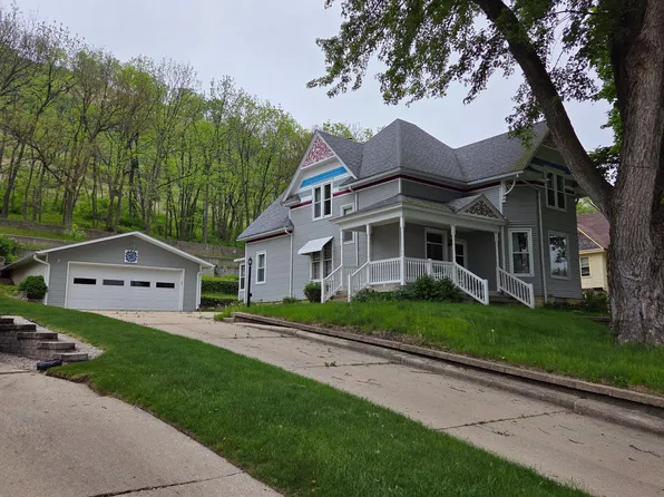 401 W Stevens Ave, Rushford, MN 55971