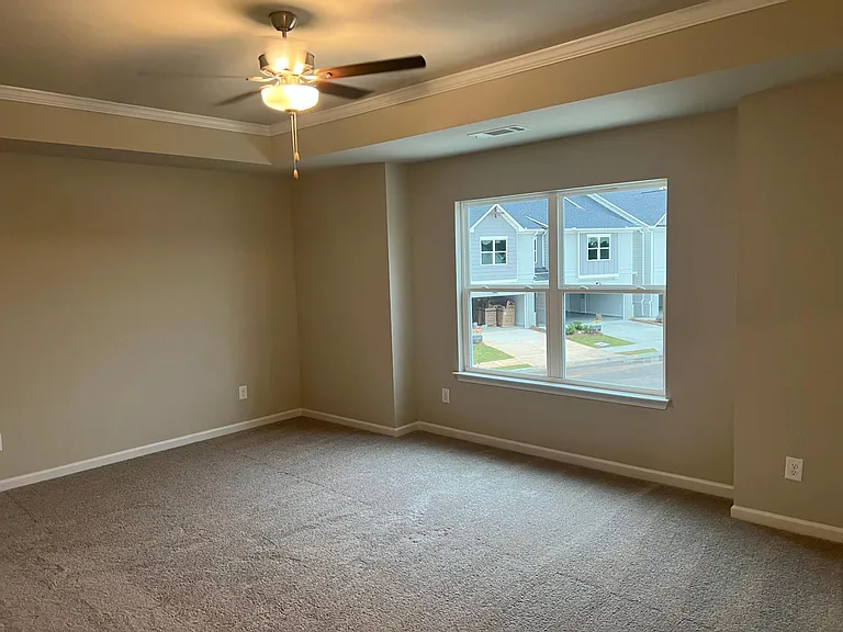1616 Fern Ridge Ln — Photo 29