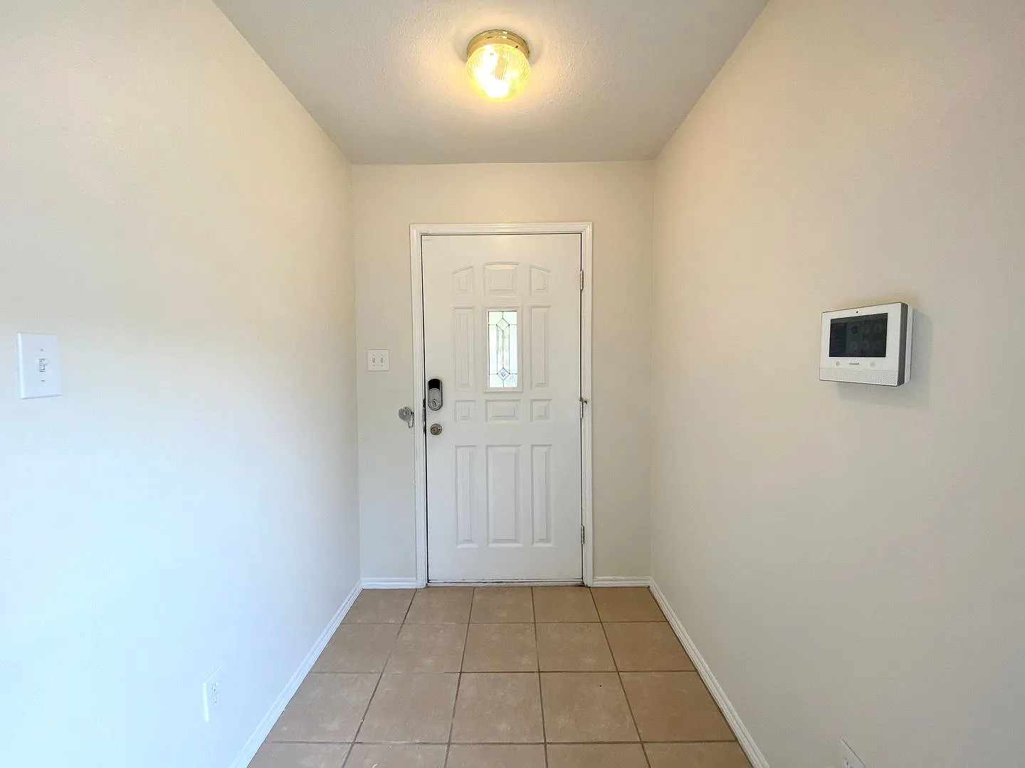 Welcome home to 16511 Caballo Valley! — Photo 3