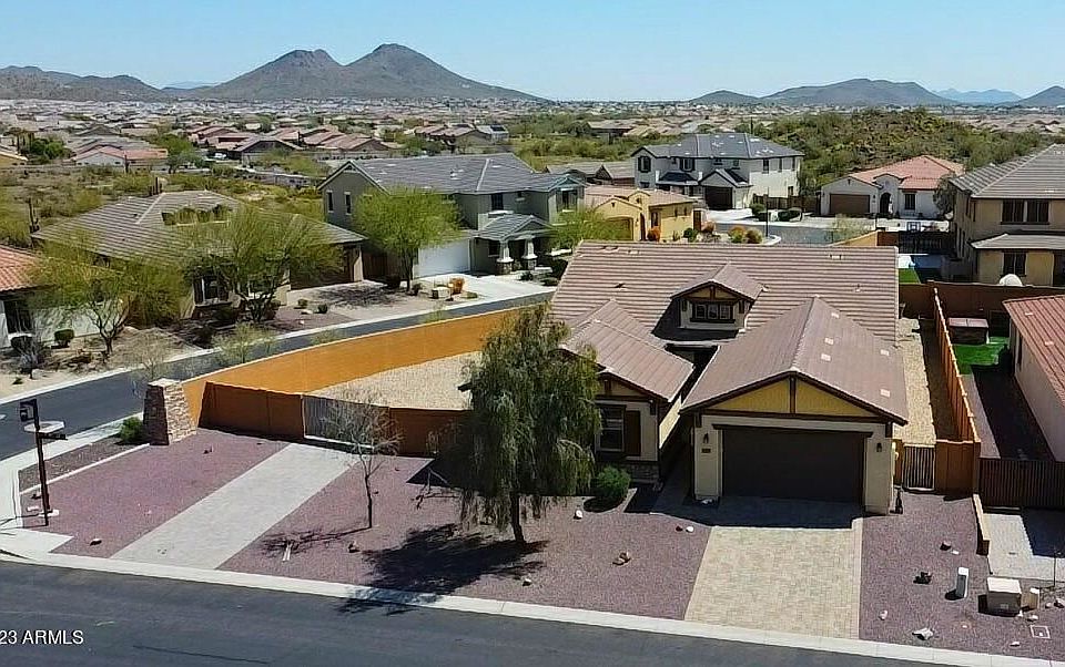 1st image of 27267 N 81st Ln