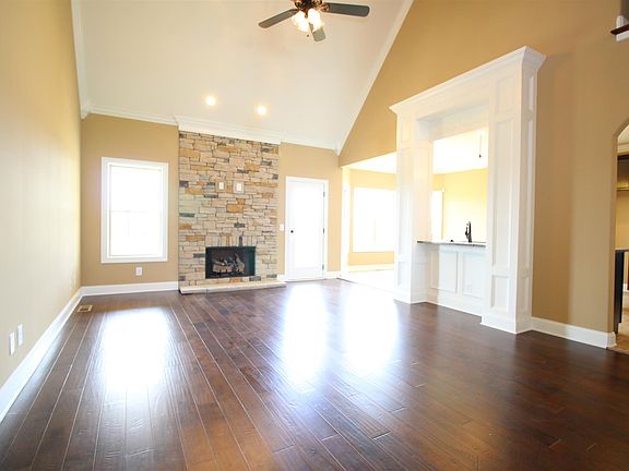 4th image of 356 Farmington Lot 356