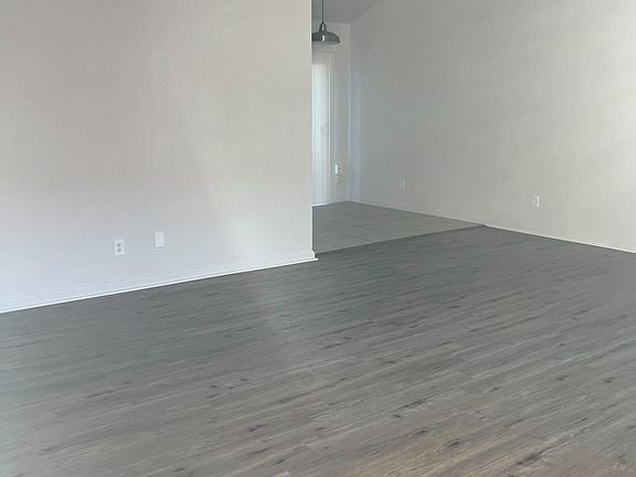 4th image of 9122 Dalewood St