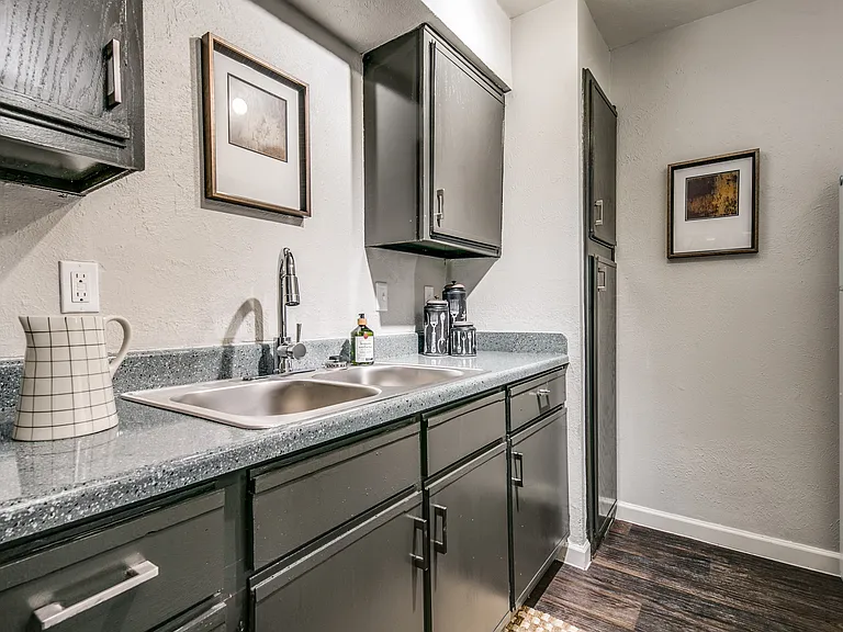 Volara Apartments — Photo 4