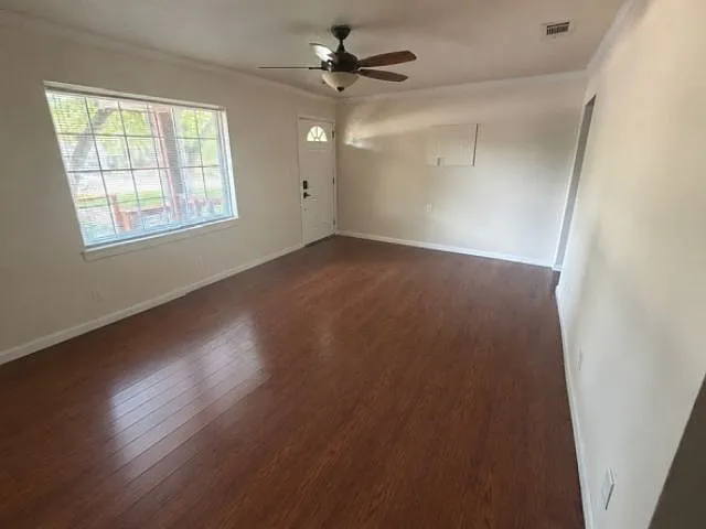 2 bed, 768 sqft, $1,800 — Photo 4