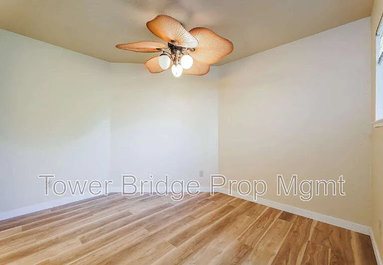 1019 Dornajo Way #246 — Photo 5