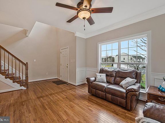 3rd image of 620 Crawfords Ridge Rd