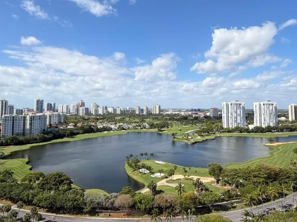 3731 N Country Club Dr, Aventura, FL