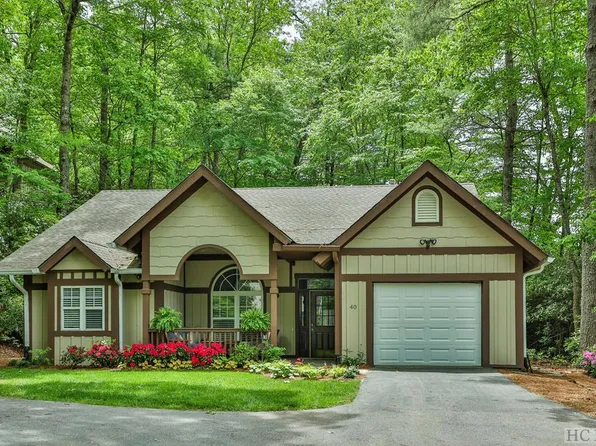 40 Honeysuckle Lane, Highlands, NC 28741