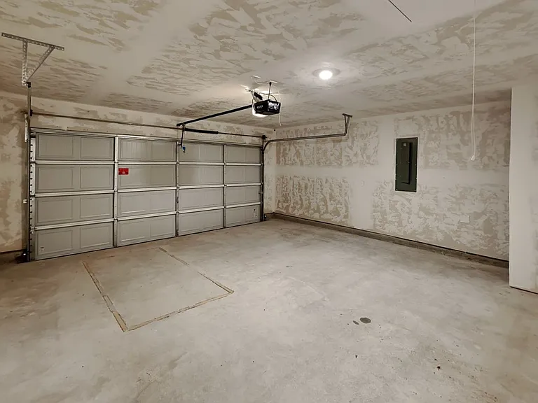 2904 Casey Dr — Photo 19