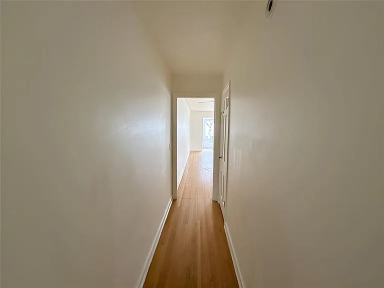 2101 Grand Ave S — Photo 6