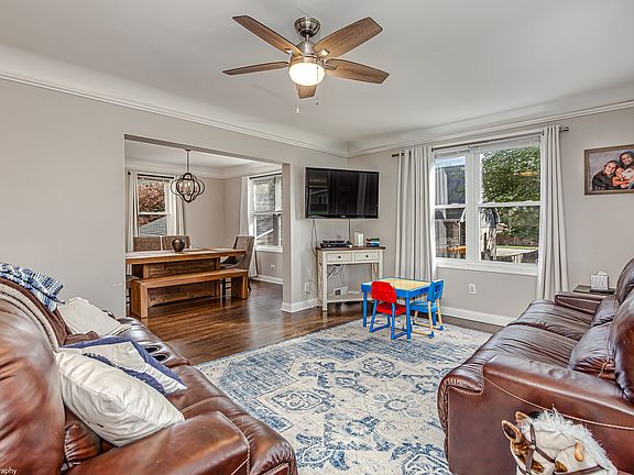 4th image of 9255 Melvina Ave