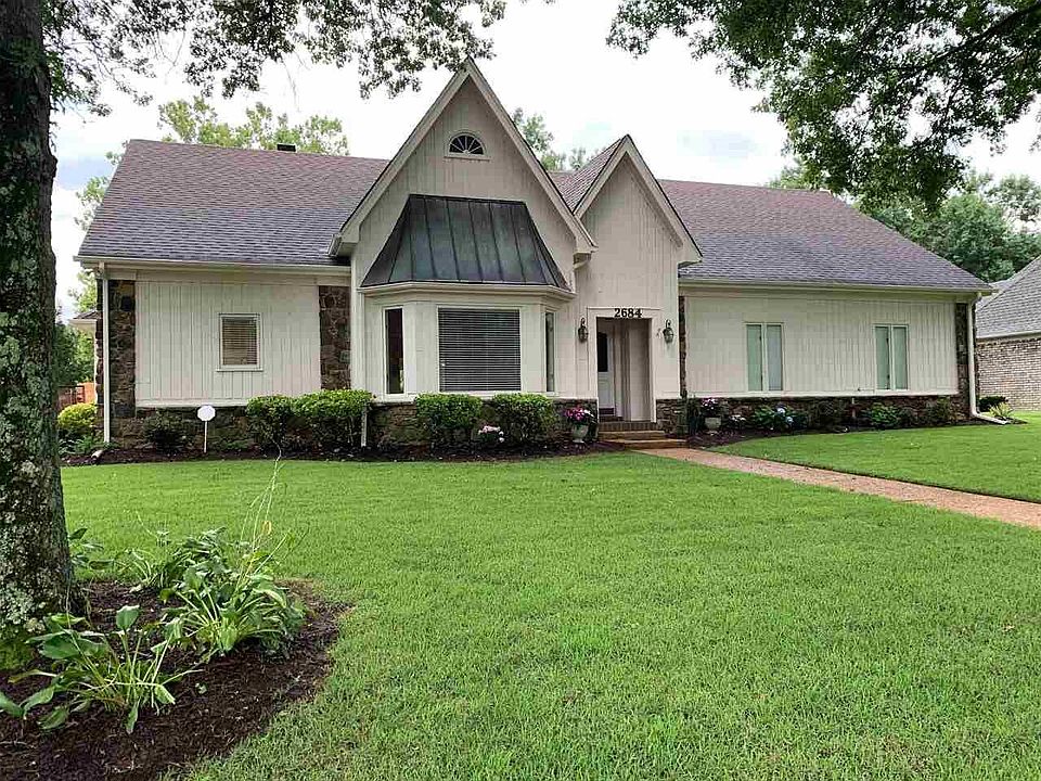 1st image of 2684 Brachton Ave
