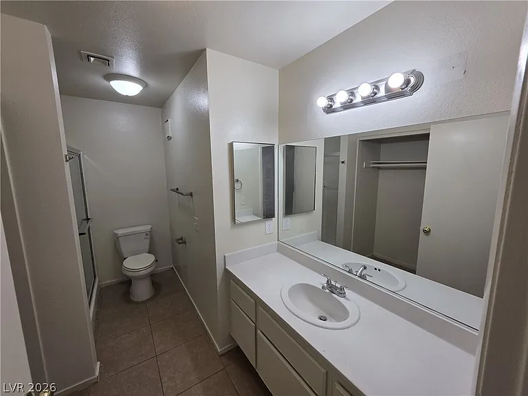 4865 S Torrey Pines Dr #106 — Photo 60