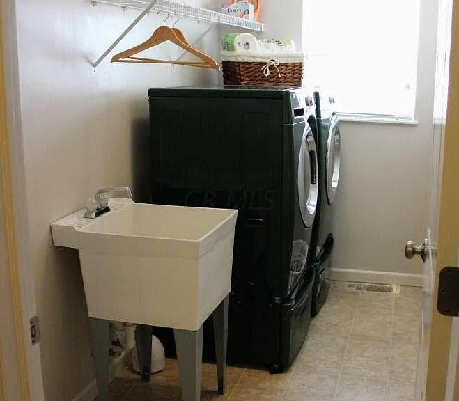 1701 Daffodil Pl — Photo 18